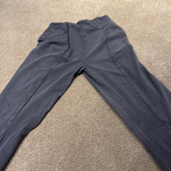 Cute gray flare pants - Picture 3 of 3